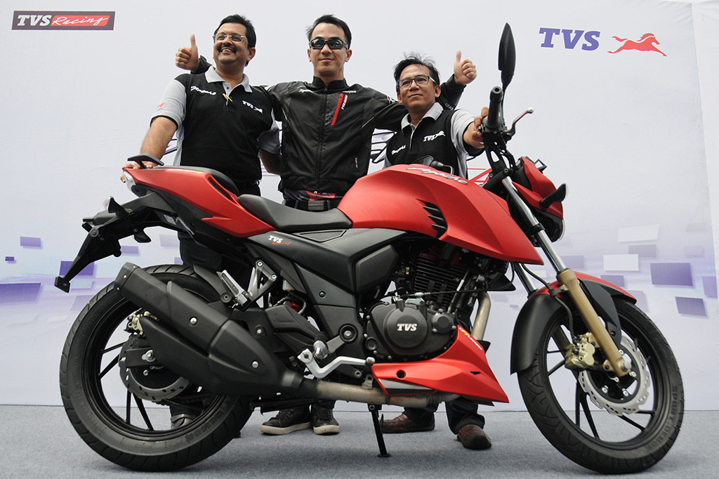 Peluncuran TVS Apache RTR 200 4V