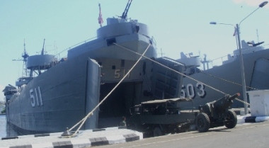 TNI AL Siapkan 2 Kapal Jemput 1.529 Eks Gafatar