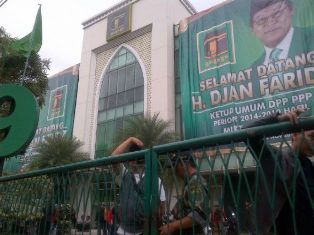 Djan Faridz Mendadak Puitis