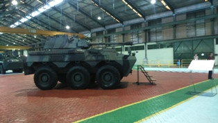 Daya Rusak Luar Biasa Panser Badak Buatan Pindad 