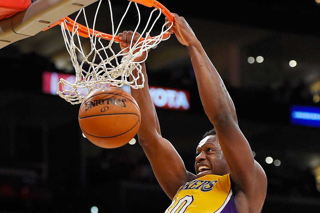 Spurs Kalahkan Lakers 108-95
