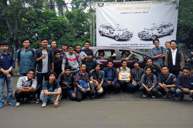 General Motors Donasi Mobil ke Universitas Pancasila 