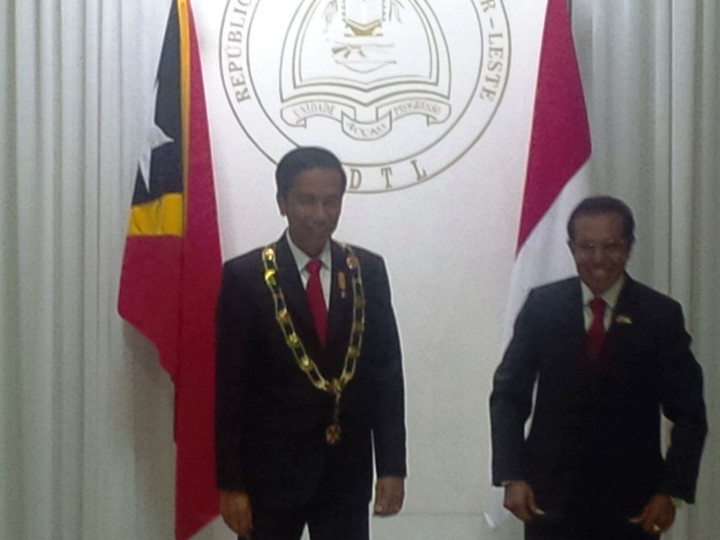 Jokowi Terima Bintang Jasa Tertinggi dari Presiden Timor Leste