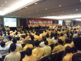 Aburizal Bakrie Officially Declares Support to Govt