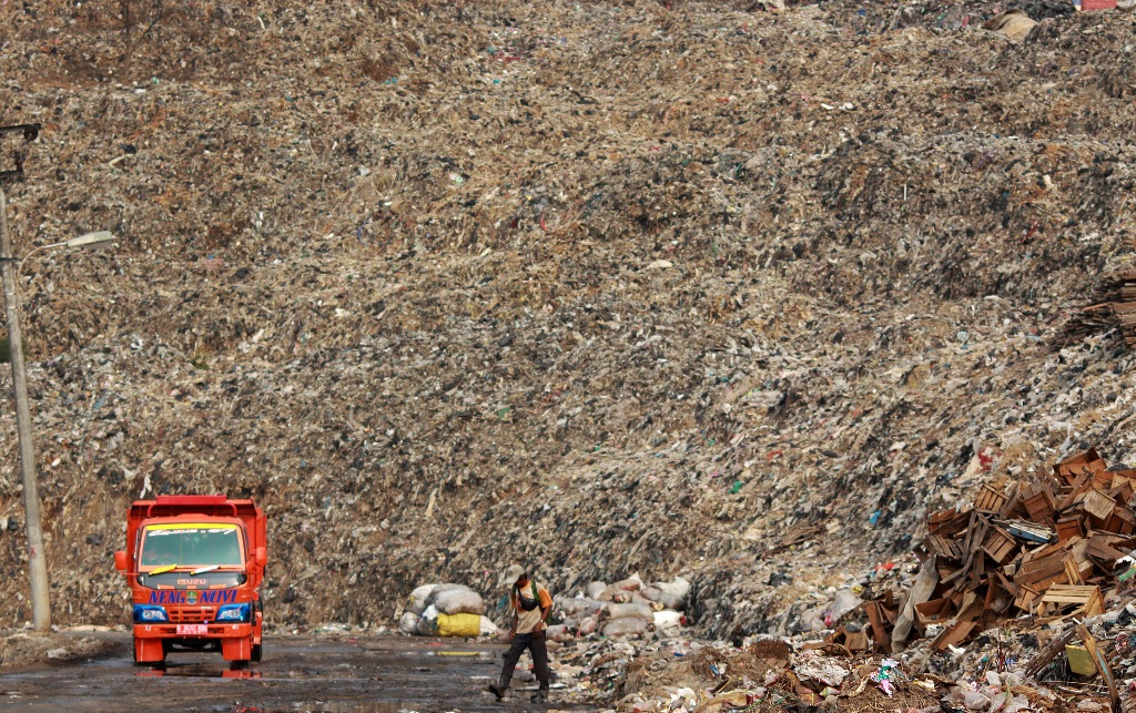 Tempat Pembuangan Akhir Bantar Gebang, Bekasi. Foto: Ant/Rizky Andrianto.