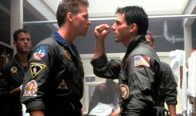 Sutradara Bunuh Diri, Sekuel Top Gun Tetap Dilanjutkan?