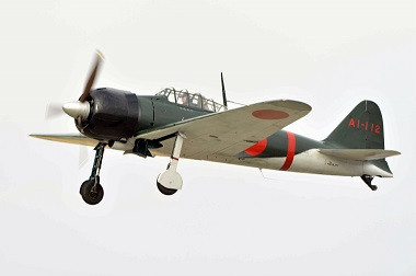 Pesawat 'Kamikaze' PD II Terbang di Langit Jepang