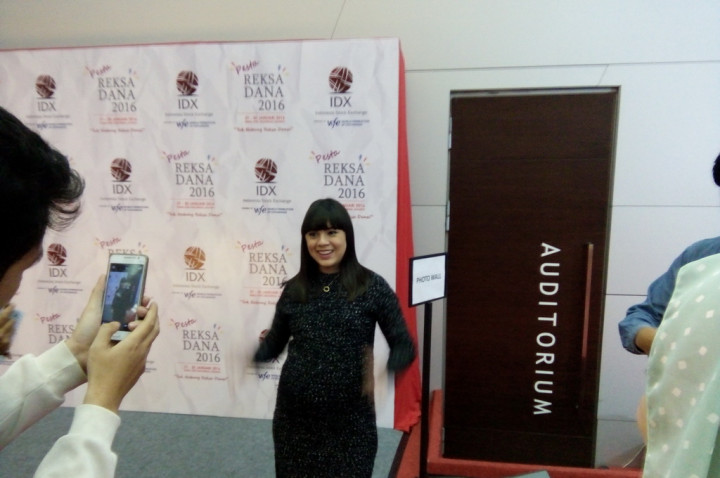 Boros, Nycta Gina Rajin Investasi demi Anak