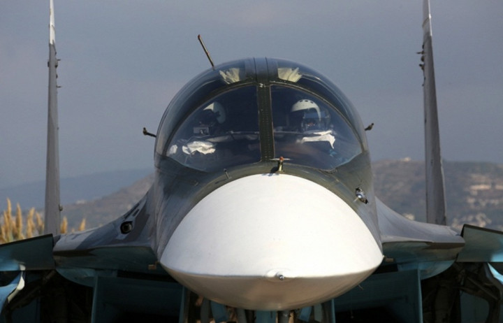 Jet Tempur Rusia Terbang 4,5 Meter di Dekat Pesawat AS