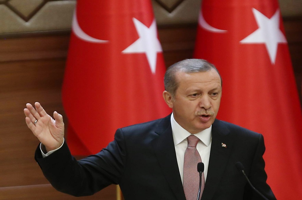 Presiden Turki Recep Tayyip Erdogan dalam pidatonya di kantor kepresidenan di Ankara, 26 November 2015. (Foto: AFP/ADEM ALTAN)