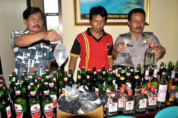 Ratusan Miras Diamankan di Pesanggrahan