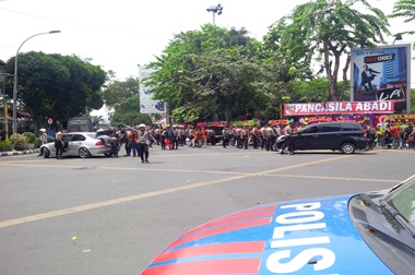 Warga Medan Cemas, Tak Berani Keluar Rumah