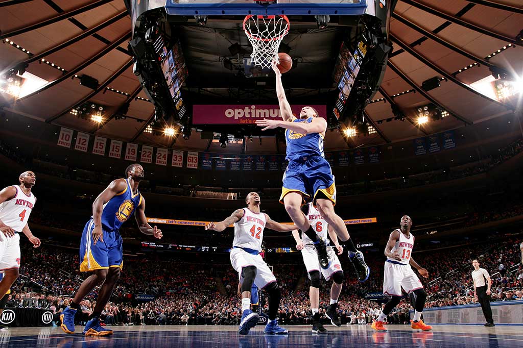 Warriors Tundukkan Knicks 116-95