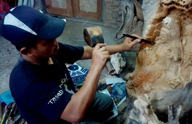 Guanyin Wood Sculpture Highly sought After for Chinese New Year