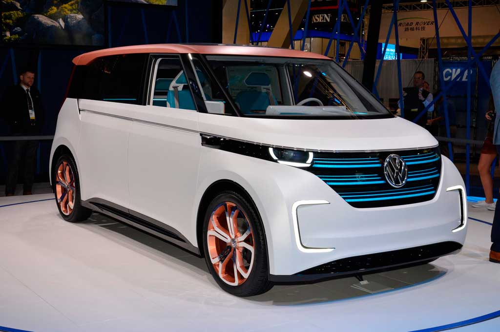 Volkswagen berencana untuk memproduksi Budd-e pada 2020. Worldcarfans