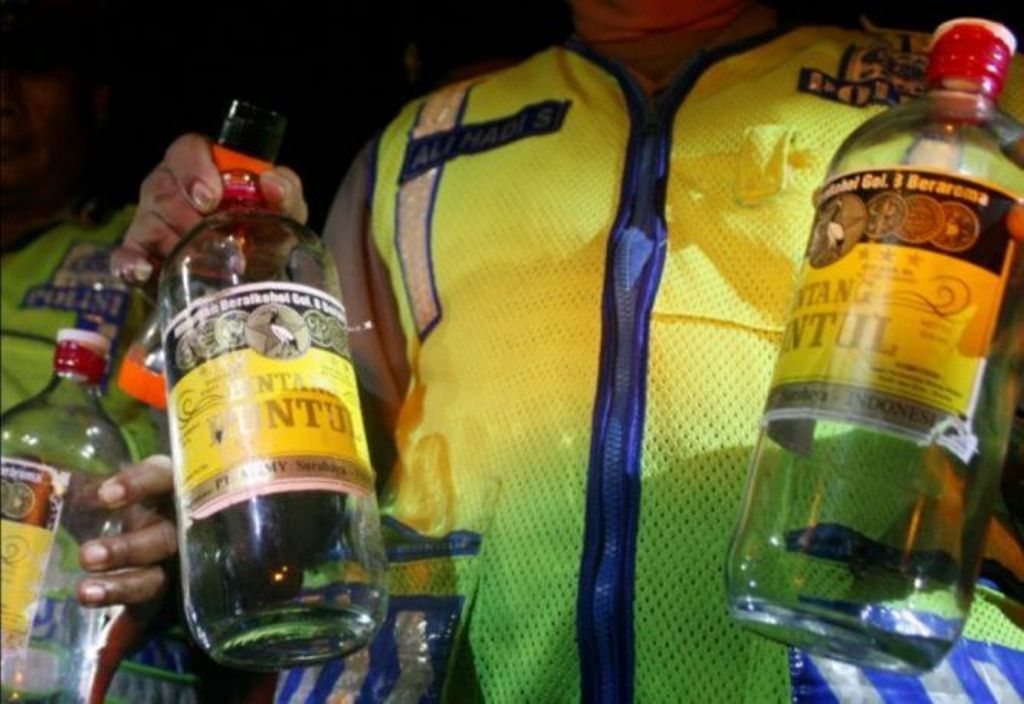 Foto: Ilustrasi miras oplosan /ANT_Rudi Mulya 