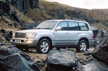 Toyota Lexus SUV Ditarik Terkait Modul Kontrol <i>Airbag</i> 