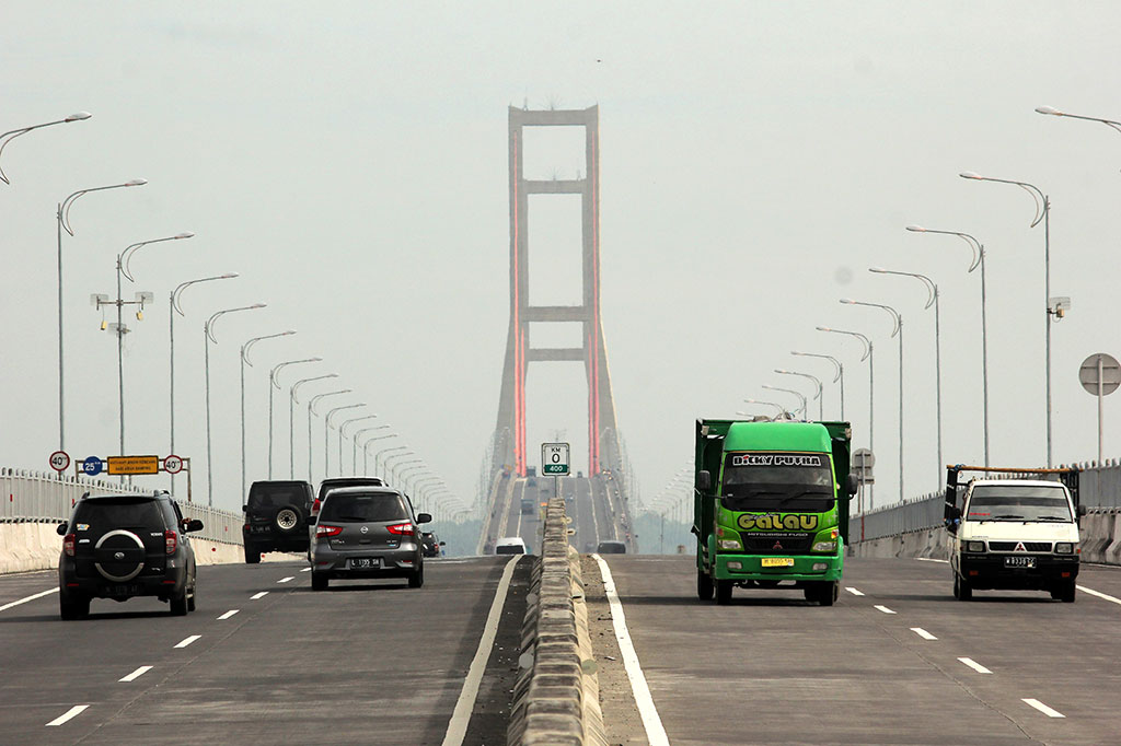 Tarif Tol Suramadu Turun 50%