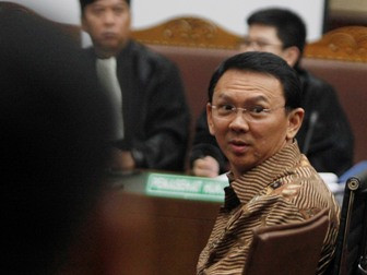 Ahok Keluhkan Dokter Puskesmas Bawa Sayur dan Bersandal Jepit saat Kerja