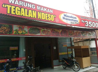 Baca 2 Juz Alquran, Anda Bisa Makan Gratis di Warung Ini
