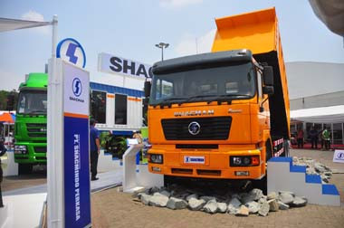 <i>Brand</i> Tiongkok Sasar Sektor Kendaraan Niaga Indonesia  