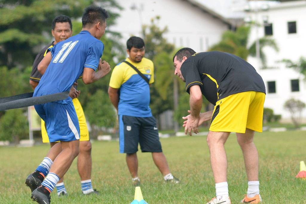 Suasana latihan Persib Bandung. (Foto: Mtvn/Roni Kurniawan)