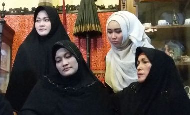 Dua Putra Mayor Safatillah belum Tahu Ayahnya Meninggal
