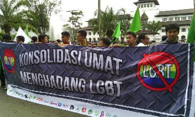 Konsolidasi Umat Tolak Keras LGBT 