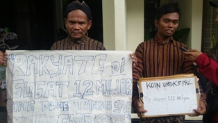 Kalah Gugatan, PKL Minta Tanah ke Keraton