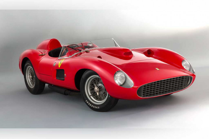 Messi dan Ronaldo Berebut Ferrari 335 S Spider  