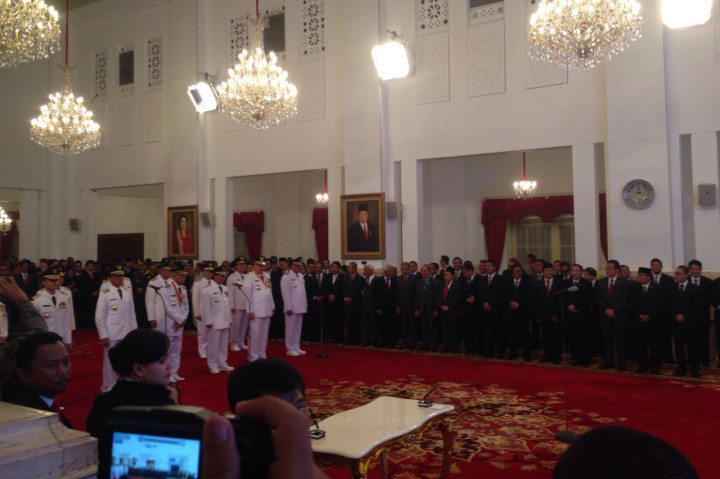 Presiden Lantik 7 Gubernur & Wagub