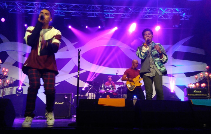 20 Musisi Nyanyikan Lagu Kahitna di Konser 30 Tahun Kahitna  