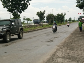 Baru Diperbaiki, Jalan Pantura Kembali Rusak