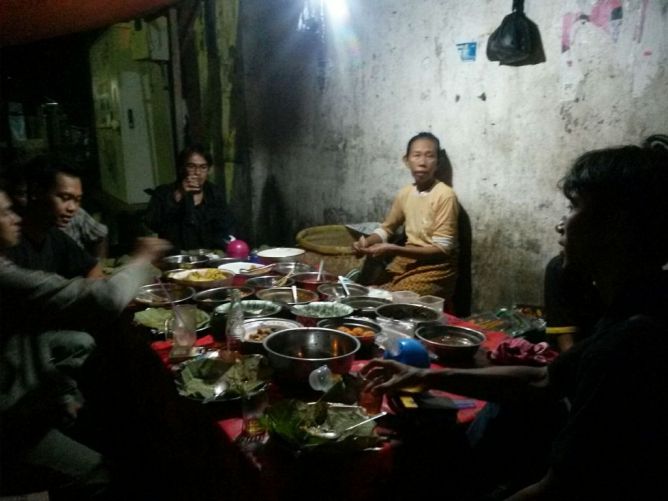 Nasi Jamblang, Must Have Food When in Cirebon