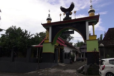 Kemenag Pantau Ajaran ' Dibawa' Pria Bergelar Isa Habibullah