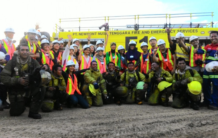 Peserta Newmont Bootcamp Ikut Simulasi Kebakaran 