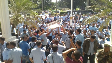 Karyawan PDAM Bogor Kembali Desak Dirut Turun 