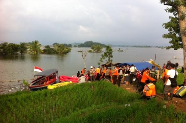 Petugas Hentikan Pencarian Dua Warga Tenggelam di Jatigede