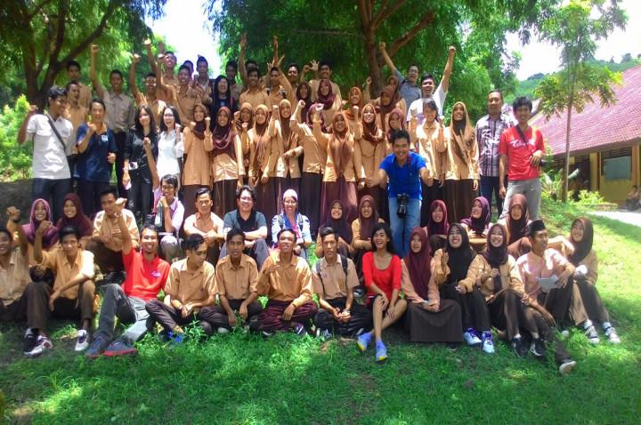 Pohon Mimpi Anak-anak Area Tambang Batu Hijau