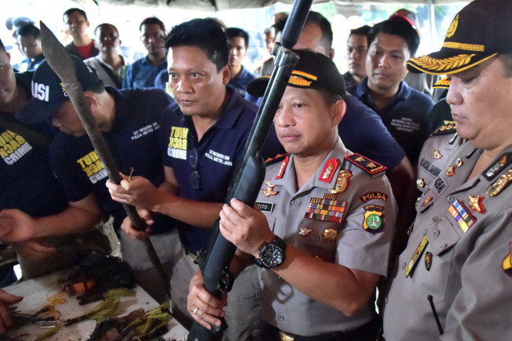Hasil Operasi di Kalijodo, Senpi hingga Alat Kontrasepsi