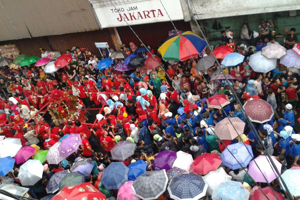 Hujan Deras, Peserta CGM Street Festival 2016 Tetap Antusias