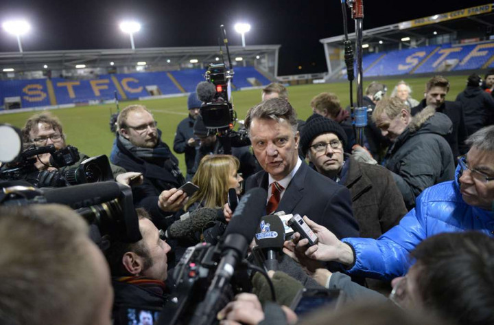 Van Gaal Komentari Kemenangan MU atas Shrewsbury