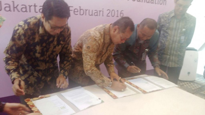 Muamalat Salurkan Beasiswa Pendidikan Rp150 Juta