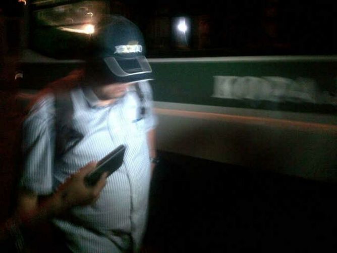 Usai Diperiksa KPK, Adik Bambang Widjojanto Bungkam