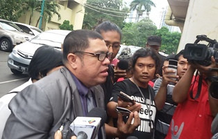 Pengacara: Tak Ada Jumat Keramat Buat Daeng Aziz