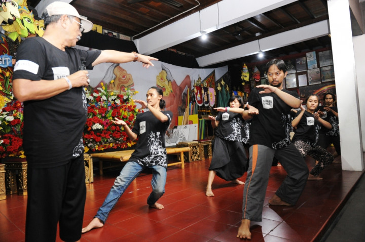 Ada Unsur Silat dalam Lakon Semar Gugat