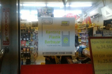 UKM Didorong Manfaatkan Kebijakan Kantong Plastik Berbayar