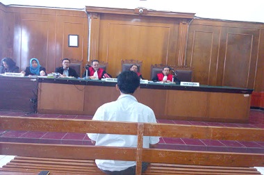 Tosan: Saya Luka Dipukul dengan Batu, bukan Senjata Tajam