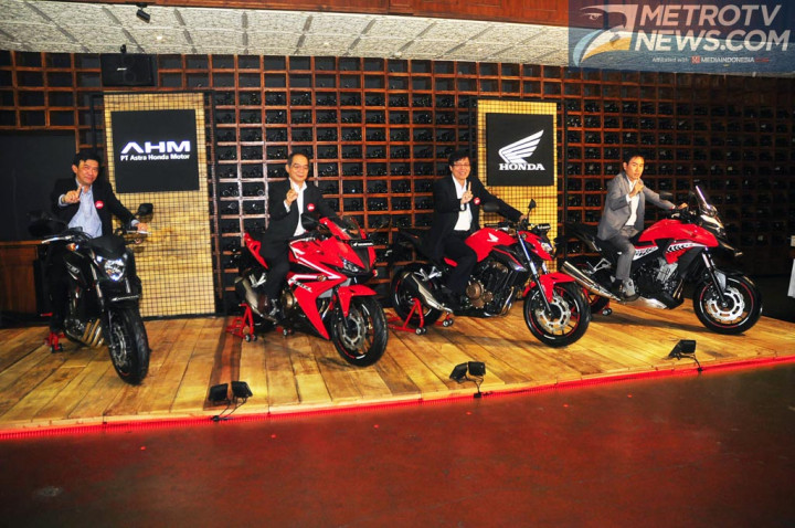 Big Bike Honda 2016 Mendapat Penyegaran Warna dan Tampilan 