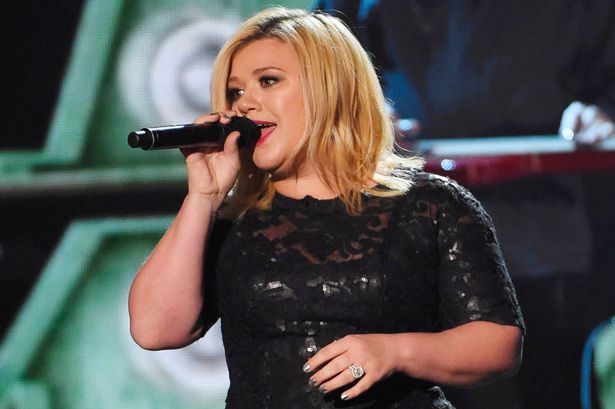 Kembali ke American Idol, Kelly Clarkson Buat Semua Orang Menangis